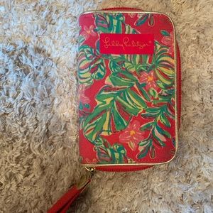 Lily pulitzer wristlet